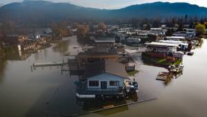 properties flooded at Everglades-Resort on Hatzic Lake in BC